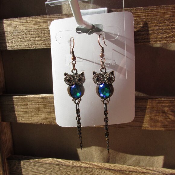 NEW Statement Owl Rhinestone Earrings - Picture 4 of 9